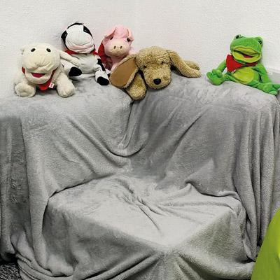 fotel w gabinecie psychoterapii dla dzieci